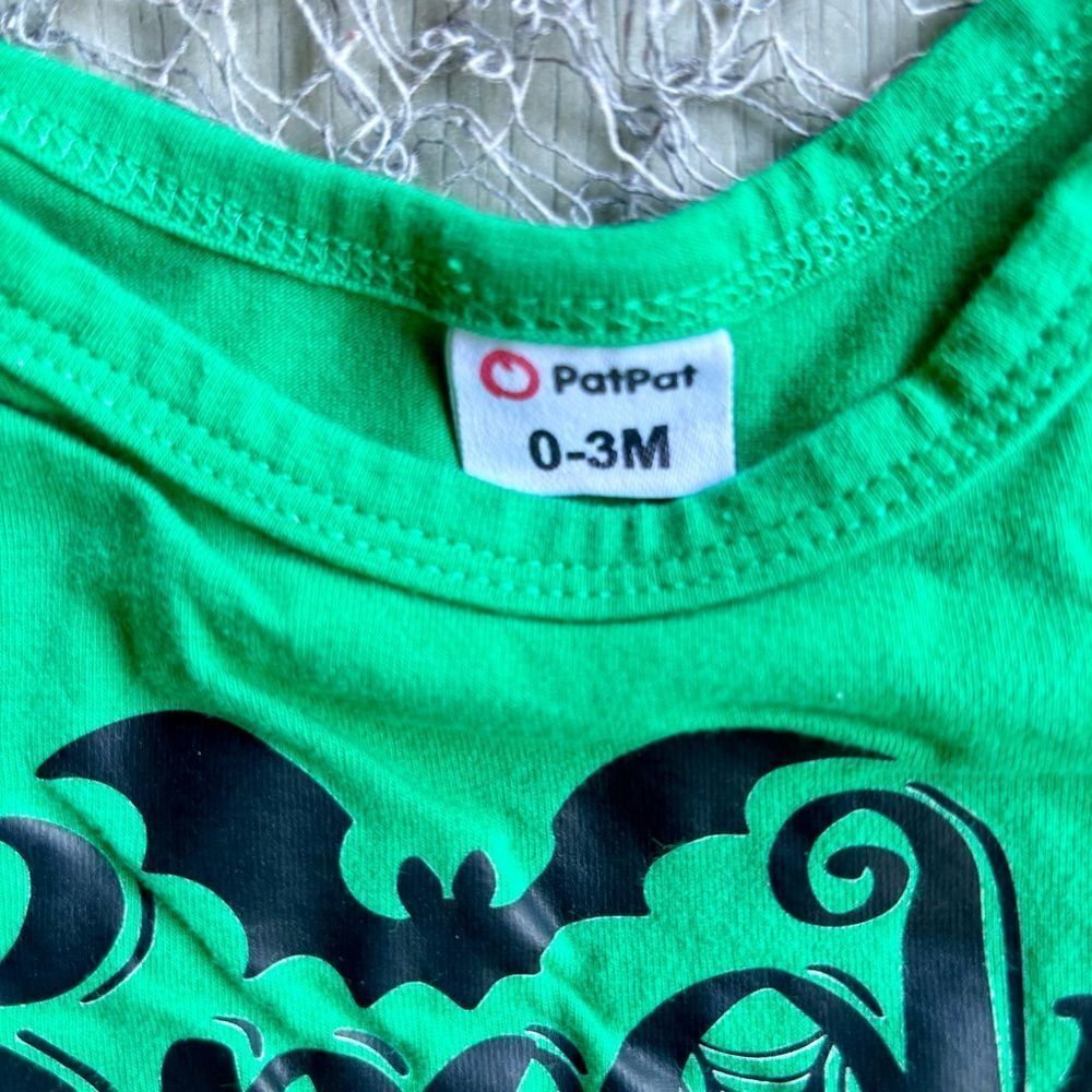 Halloween Spooky Bodysuit 0-3 months - Picture 2 of 3